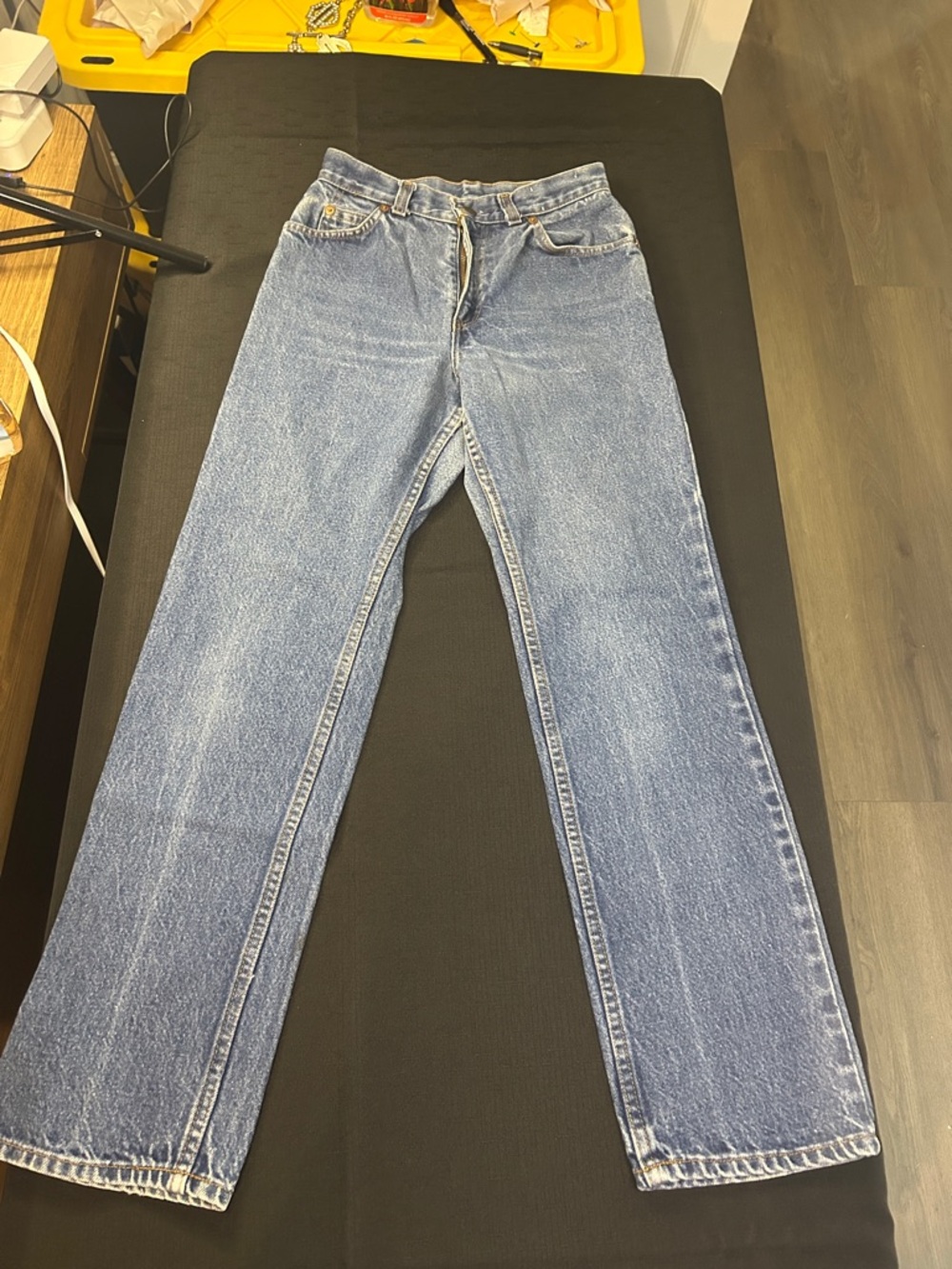 Levi's Women's Straight-Leg Light Blue Denim Jeans